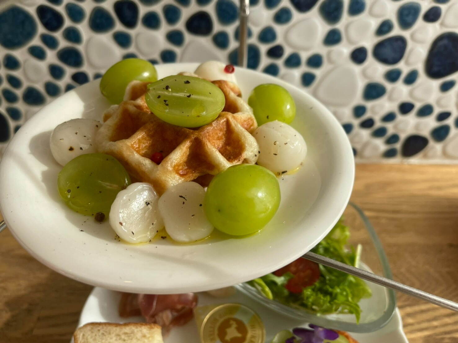 パンとエスプレッソと(BREAD,ESPRESSO&) 桃とシャインマスカットのアフタヌーンティー｜写真2