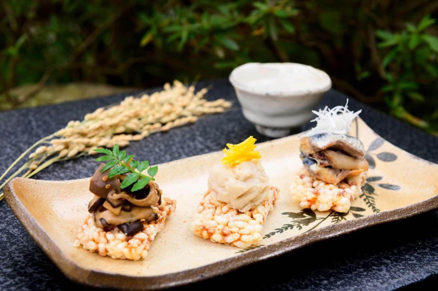 庭園｜星のや京都で「秋宵の虫聞き」秋の味覚と日本酒を“虫の音”と共に楽しむ秋アクティビティ