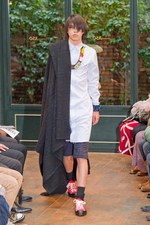 オドラデック(ODRADEK)、2010-2011年秋冬シーズンコレクション｜写真8