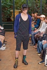 オドラデック(ODRADEK)、2010-2011年秋冬シーズンコレクション｜写真16