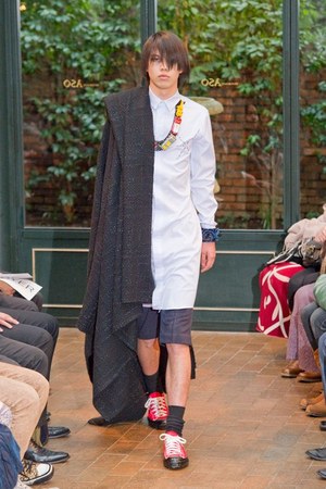 オドラデック(ODRADEK)、2010-2011年秋冬シーズンコレクション｜写真8