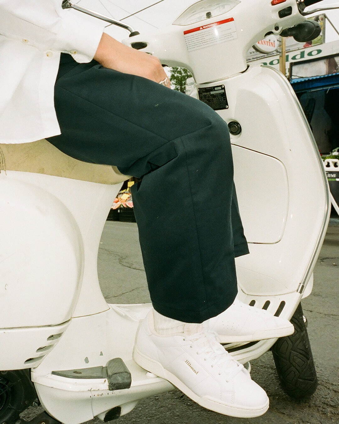 リーボック×ジョウンド“金ロゴ”入り白スニーカー、1足ずつ異なるオンリーワンデザイン｜写真24