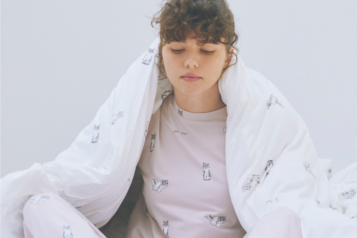 ジェラート ピケ「ネコ柄」ルームウェアや雑貨、猫柄クッションや寝具も