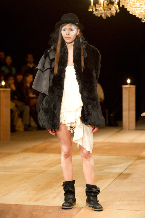 ファーファー(FURFUR) 2010-11年秋冬ウィメンズコレクション  - 写真10