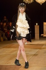 ファーファー(fur fur)、2010-2010年秋冬コレクション｜写真3