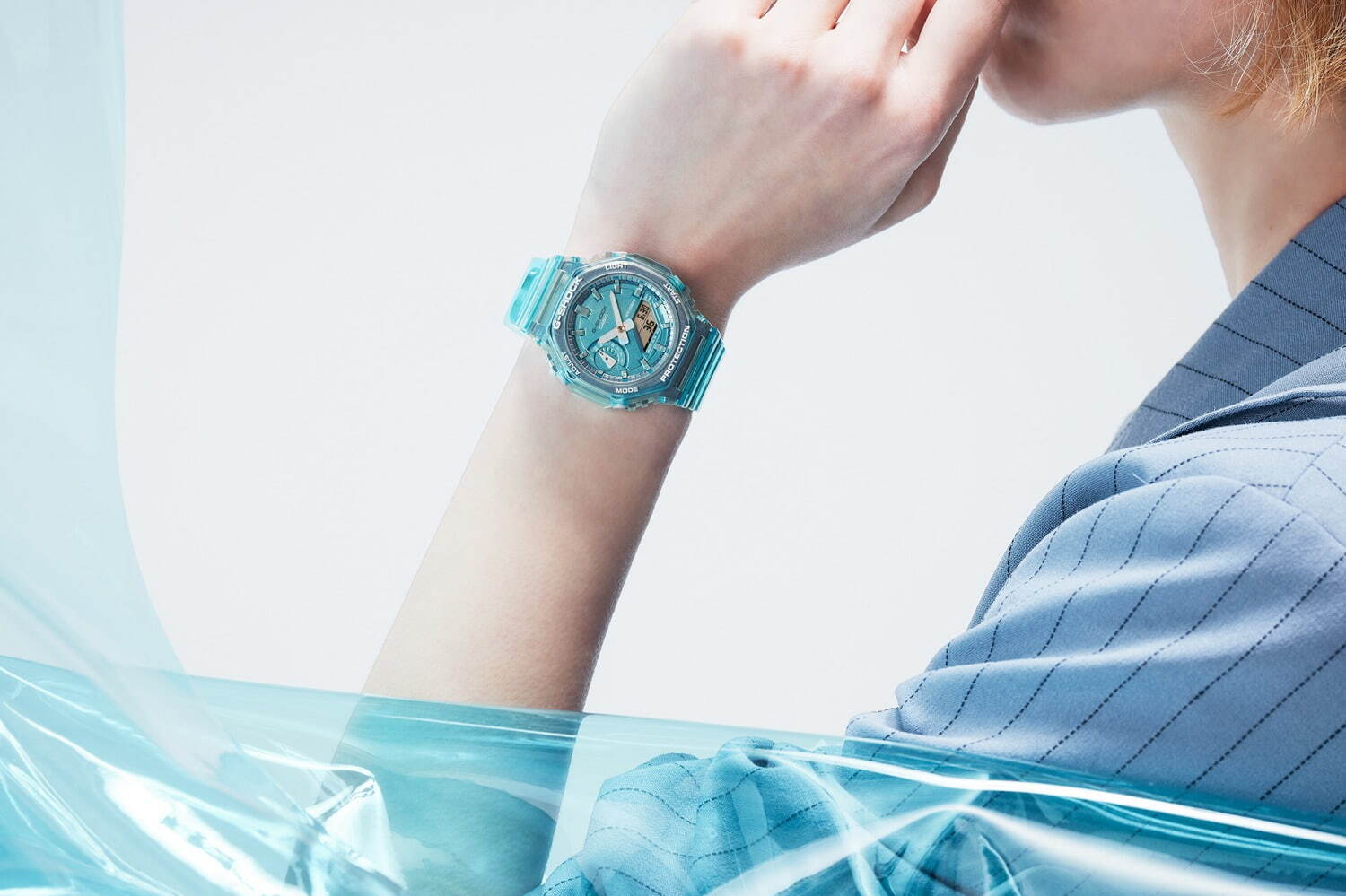 G-SHOCK“ペールトーン”のスケルトン腕時計、コンパクトな八角形ケースモデル｜写真9