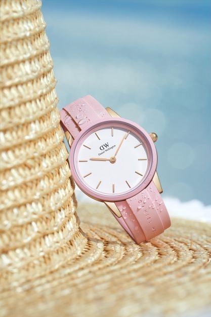 ダニエル・ウェリントン(Daniel Wellington) アイコニック モーション｜写真1