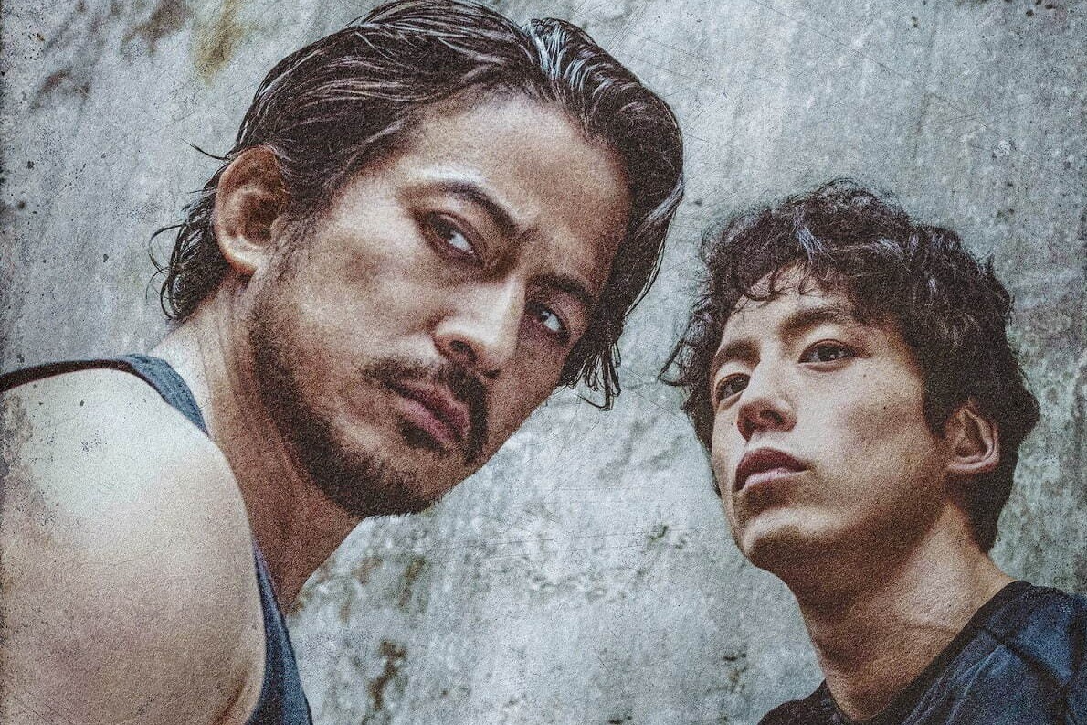 岡田准一×坂口健太郎インタビュー - 映画『ヘルドッグス』は“ぶっ飛ぶ”作品、“荒波”の撮影現場とは