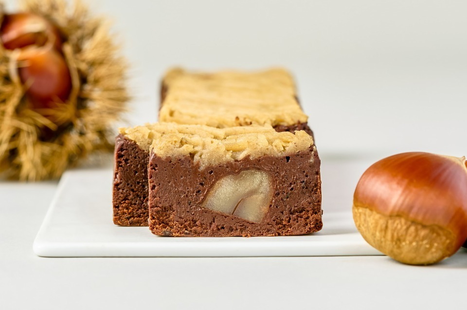 ミニマル「生ガトーショコラ -和栗-」秋限定で、“ほっくり”和栗ペースト＆渋皮煮をたっぷりと