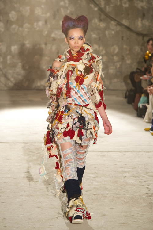 ノゾミ イシグロ オートクチュール(NOZOMI ISHIGURO Haute Couture) 2010-11年秋冬ウィメンズコレクション  - 写真22