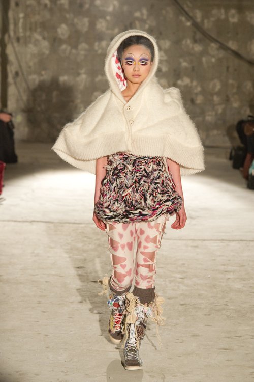 ノゾミ イシグロ オートクチュール(NOZOMI ISHIGURO Haute Couture) 2010-11年秋冬ウィメンズコレクション  - 写真26