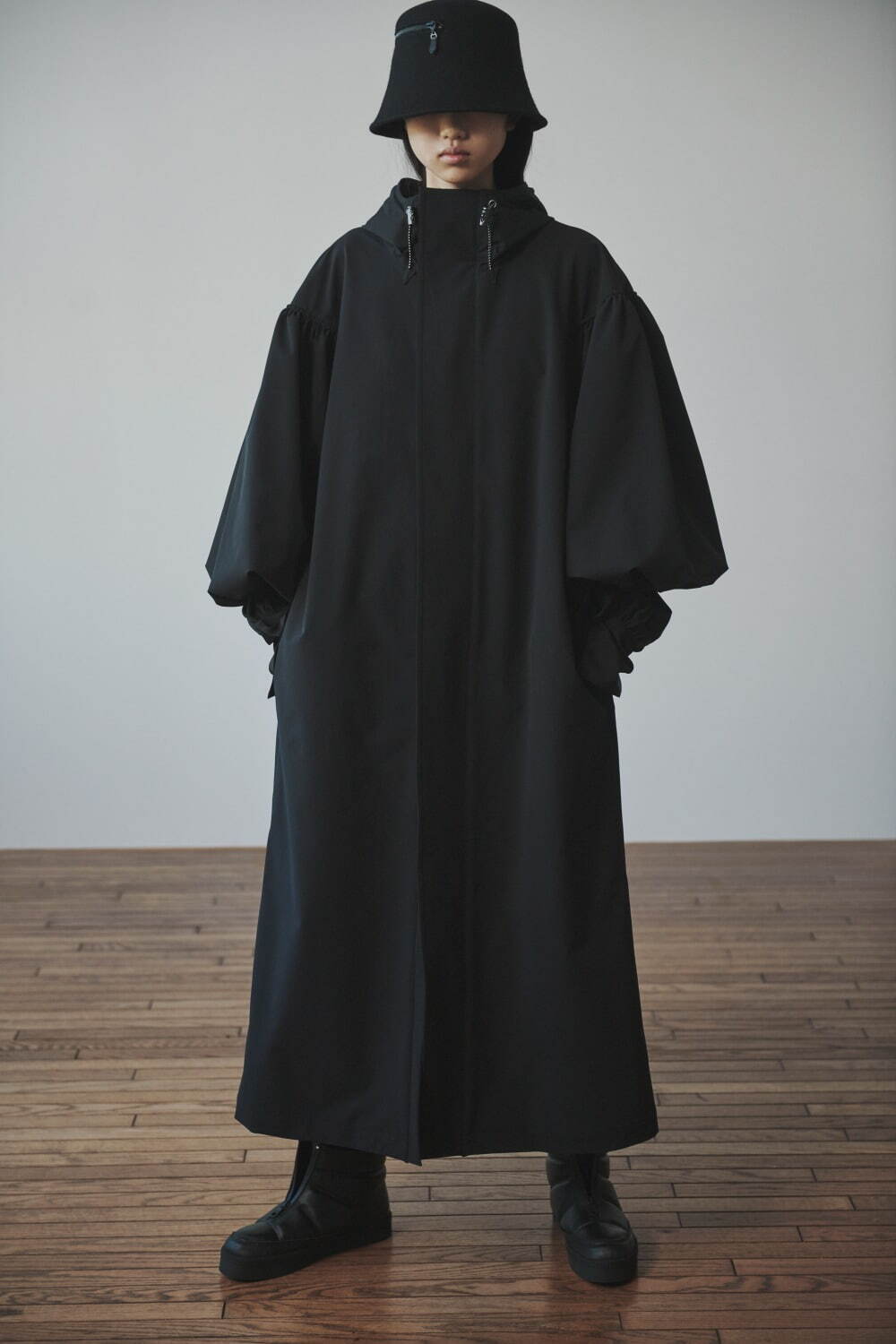 TASLAN NYLON DOUBLE CLOTH RAIN COAT 104,500円