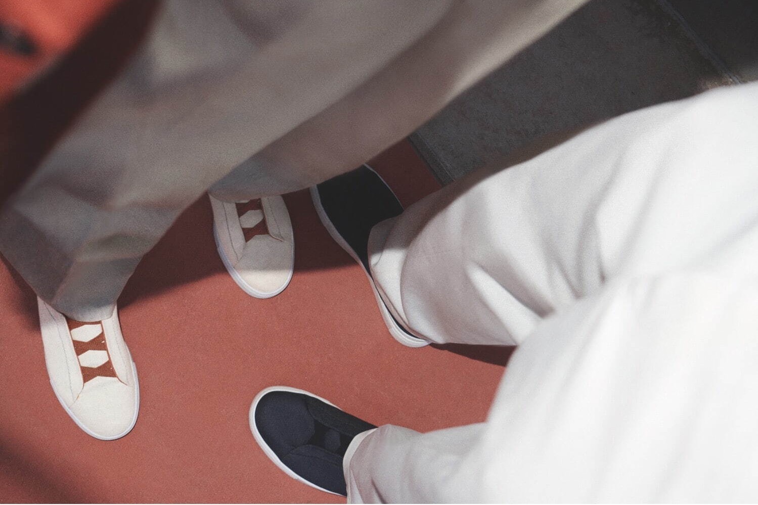 ゼニア「トリプルステッチ スニーカー」ブルーやオリーブなど新色、東京＆大阪では期間限定ストア