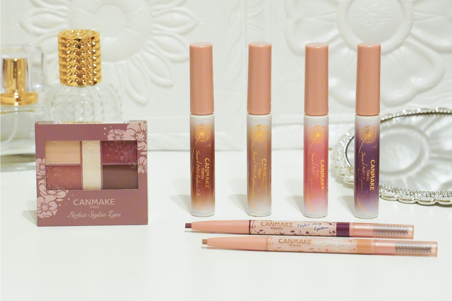 キャンメイク22年秋コスメ、“ふんわり眉”に導く新作ミニ眉マスカラ＆人気5色アイパレの限定色も