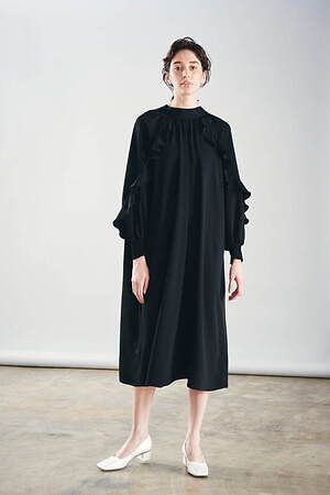 マリリンムーン(MARILYN MOON) 2022-23年秋冬ウィメンズコレクション  - 写真16