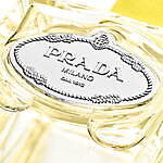 プラダ22年秋フレグランス、"煌びやかな太陽”着想のイランイラン×シトラスの香りなど｜写真6