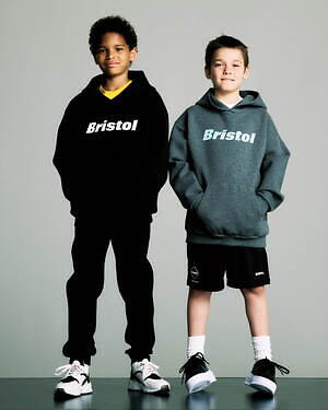 エフシーレアルブリストル(F.C.Real Bristol) 2022-23年秋冬メンズコレクション  - 写真33