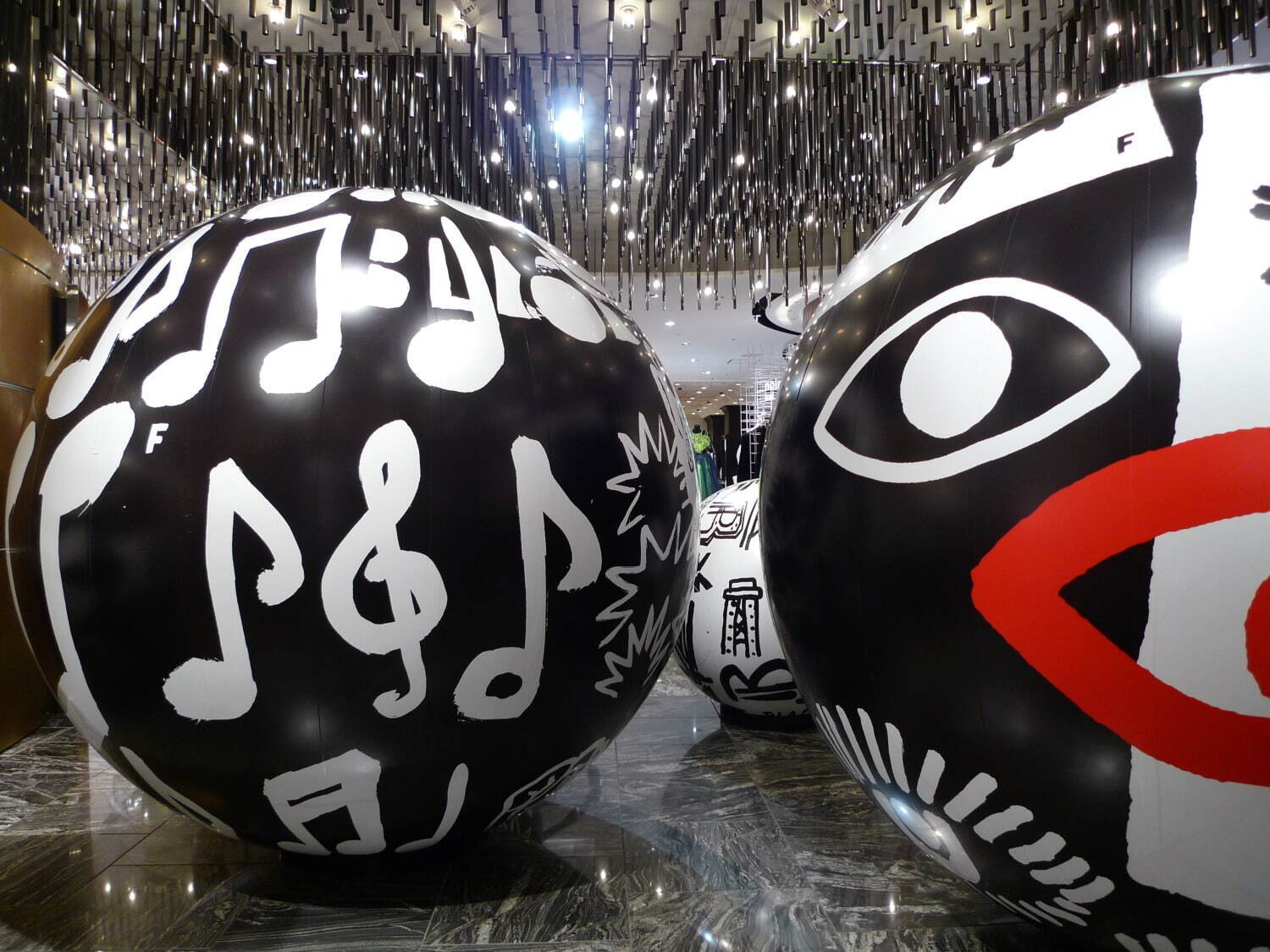 ブラック・コム デ ギャルソン単独店が伊勢丹新宿店にオープン