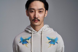 MCM×フェノメノンの「ピープラスエム」新作、“スカジャン”着想のフーディー＆Tシャツなど