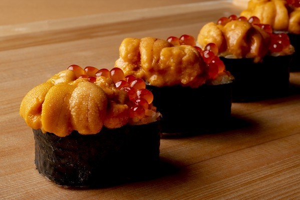 鮨&BAR 不二楼「不二楼 海鮮至宝巻き(一貫)」
1,500円
