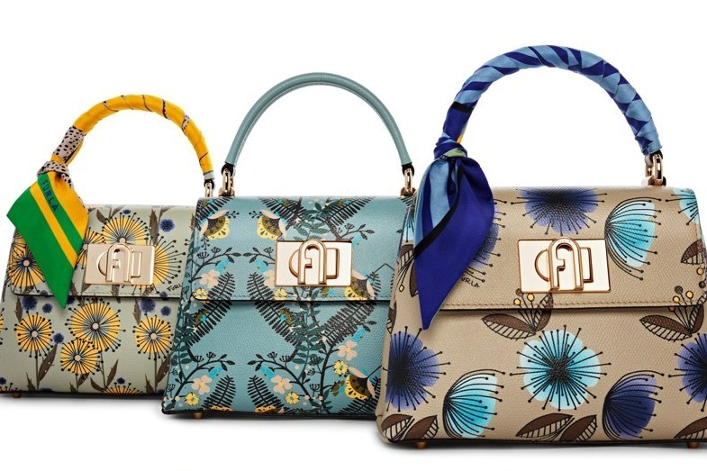 フルラ　FURLA 1927 ミニ　ラベンダー柄　花柄　ハンドバッグ FURLA】ロマンティックな花柄バッグで秋気分♡ 華やかな新作