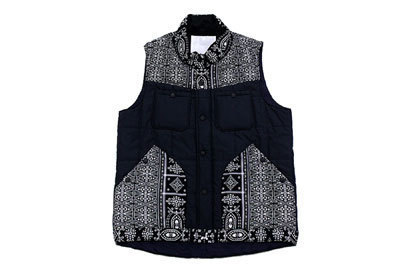 ホワイトマウンテニアリングが旗艦店限定の初売りアイテムを発売！バンダナ柄のダウンベスト・トートバッグ