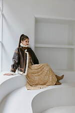 スナイデル22年秋の新作、コルセット風ジャンスカや“もこもこ”ボアのボンバージャケット｜写真4