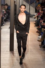 バナル シック ビザール(banal chic bizarre)、2010-2011年秋冬コレクション｜写真3