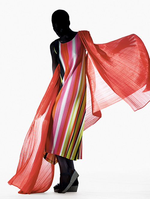 プリーツ プリーズ イッセイ ミヤケ(PLEATS PLEASE ISSEY MIYAKE) 2014年春夏ウィメンズコレクション  - 写真12