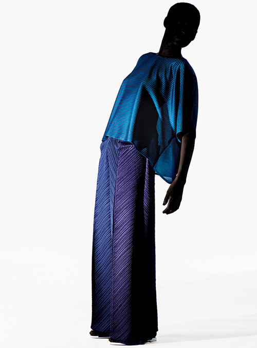 プリーツ プリーズ イッセイ ミヤケ(PLEATS PLEASE ISSEY MIYAKE) 2014年春夏ウィメンズコレクション  - 写真33