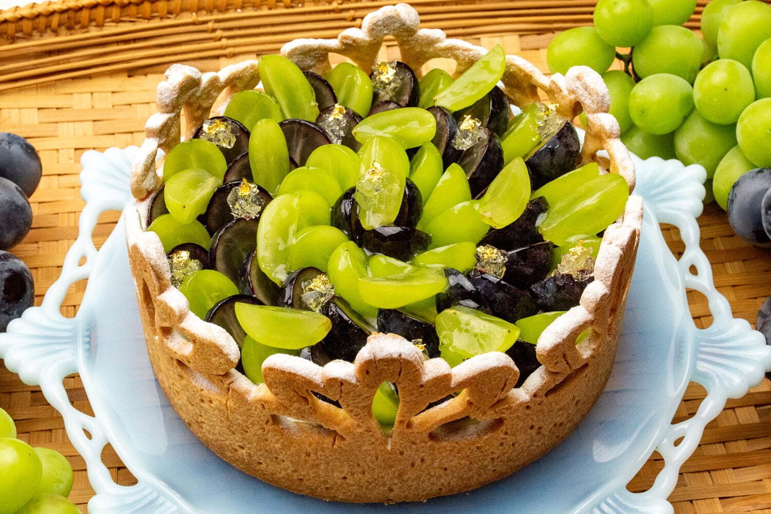 ぶどう｜キル フェ ボン“ティアラ型”ナガノパープル＆シャインマスカットのフルーツタルト