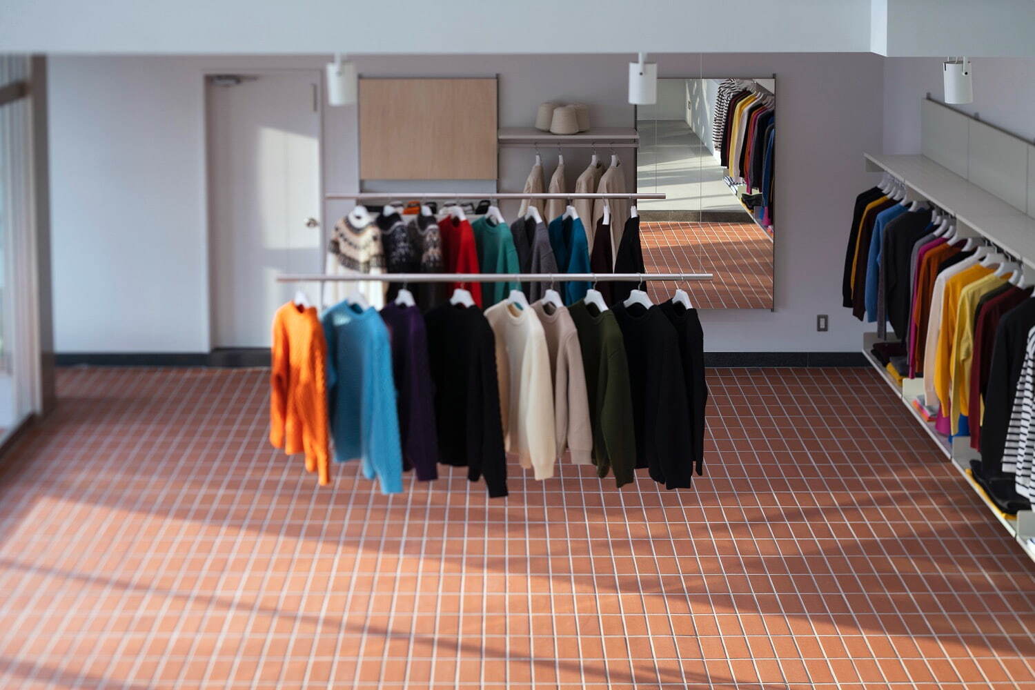 コーヘン(COOHEM), ディスイズアセーター(THIS IS A SWEATER.) 米富繊維｜写真24