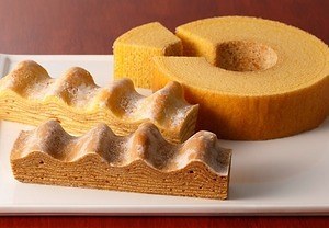 ねんりん家“濃厚モンブラン”の秋限定バームクーヘン、2種類のマロン×香り高いバニラ｜写真6