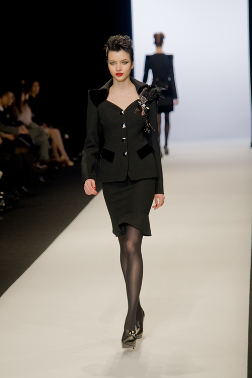 ユキコ ハナイ 2010-11年秋冬<span>コレクション</span> - 写真3