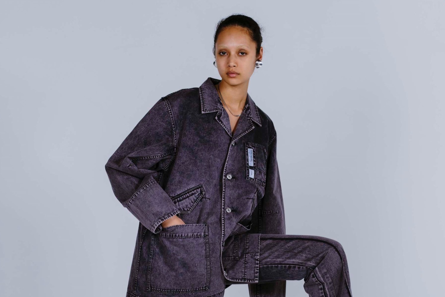 ディッキーズ X インのワークジャケットやジャンプスーツ、ランダムな染色のパープル＆ブラックなど展開