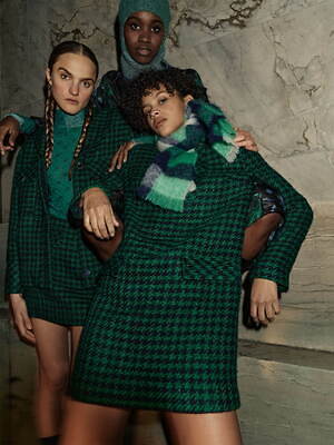 バウム ウンド ヘルガーテン(BAUM UND PFERDGARTEN) 2022-23年秋冬ウィメンズコレクション  - 写真24