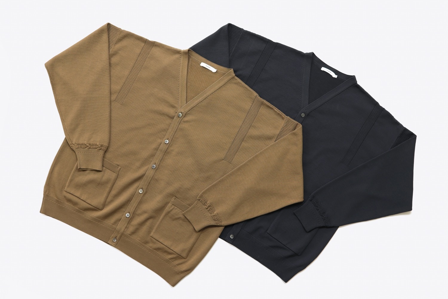 ヤシキ、静かに雪の降る夜をイメージした新作ニット - カーディガン＆プルオーバーを展開