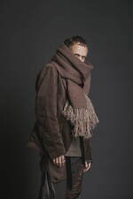 ザ ヴィリディアン、ベストとしても着用できるダウンジャケット＆風合い豊かなゴートレザージャケットなど｜写真14