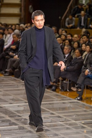 ヨウジヤマモト(Yohji Yamamoto) YOHJI YAMAMOTO THE MEN 4.1 2010 TOKYO｜写真3