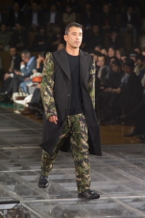 ヨウジヤマモト(Yohji Yamamoto)、メンズコレクション「YOHJI YAMAMOTO