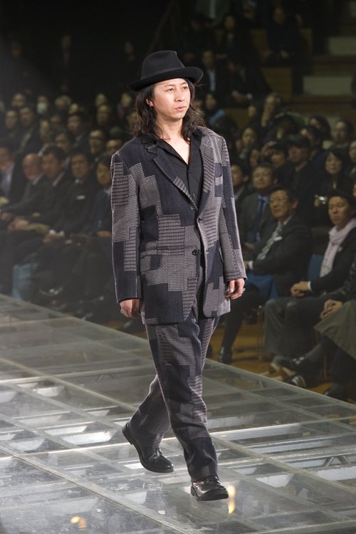 ヨウジヤマモト(Yohji Yamamoto) 2010-11年秋冬メンズコレクション  - 写真22