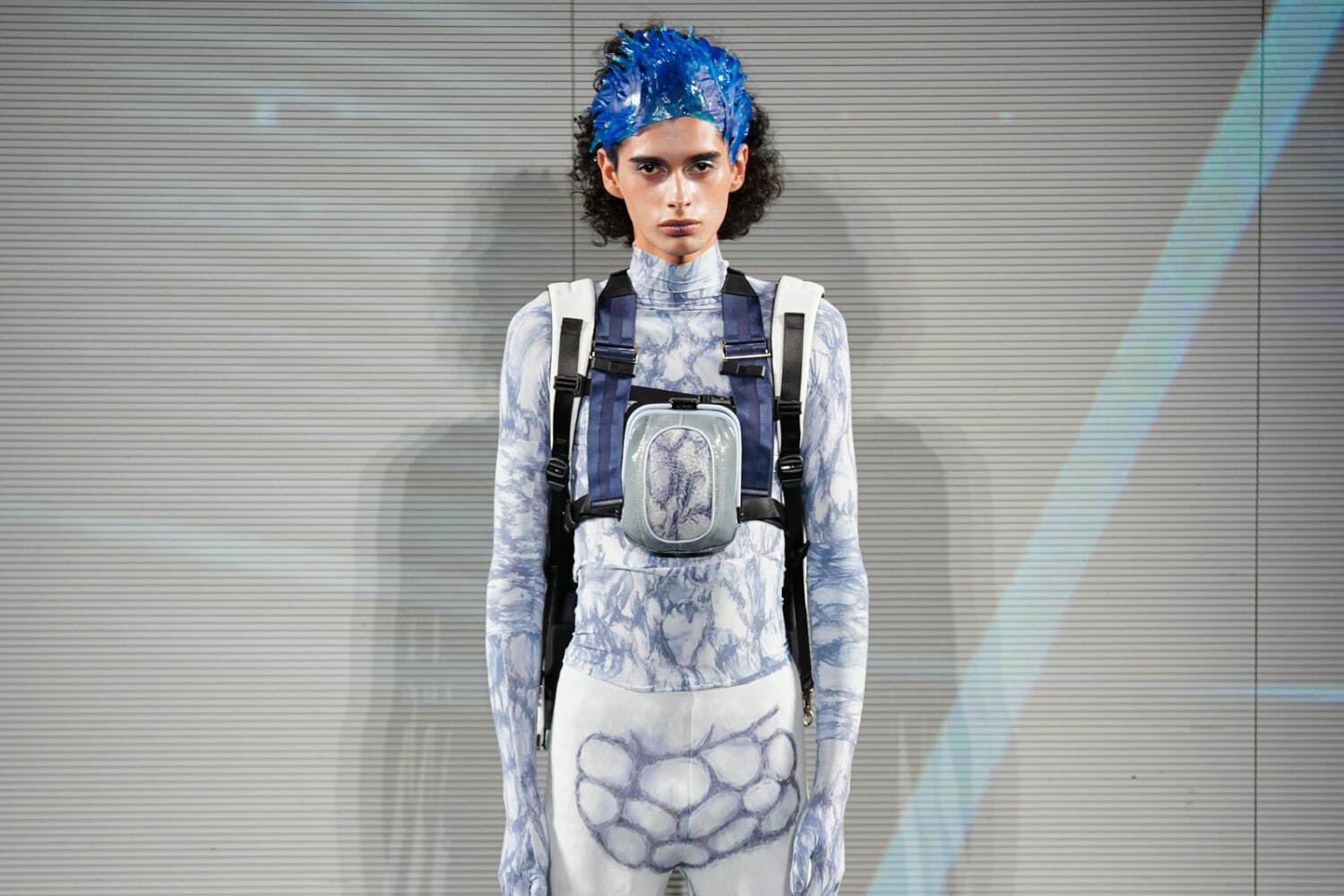 2023年春夏東京コレクション｜ケイイチロウセンス 2023年春夏コレクション - 水に魅せられた近未来的ワードローブ