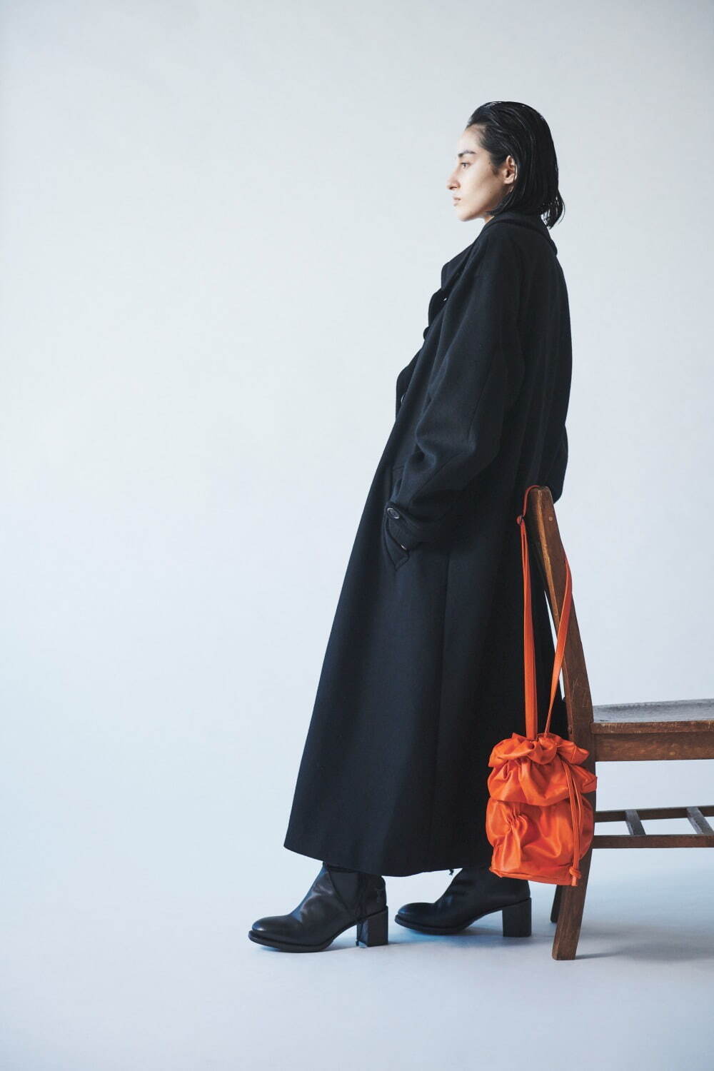 ディスコード ヨウジヤマモト“パイナップル風”巾着バッグに新色、鮮やかイエローやオレンジ｜写真1