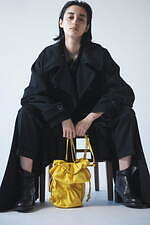 ディスコード ヨウジヤマモト“パイナップル風”巾着バッグに新色、鮮やかイエローやオレンジ｜写真6