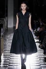 エズミ 2023年春夏コレクション - 学生時代へ原点回帰、ヴィクトリアン朝時代の美学を再解釈｜写真25