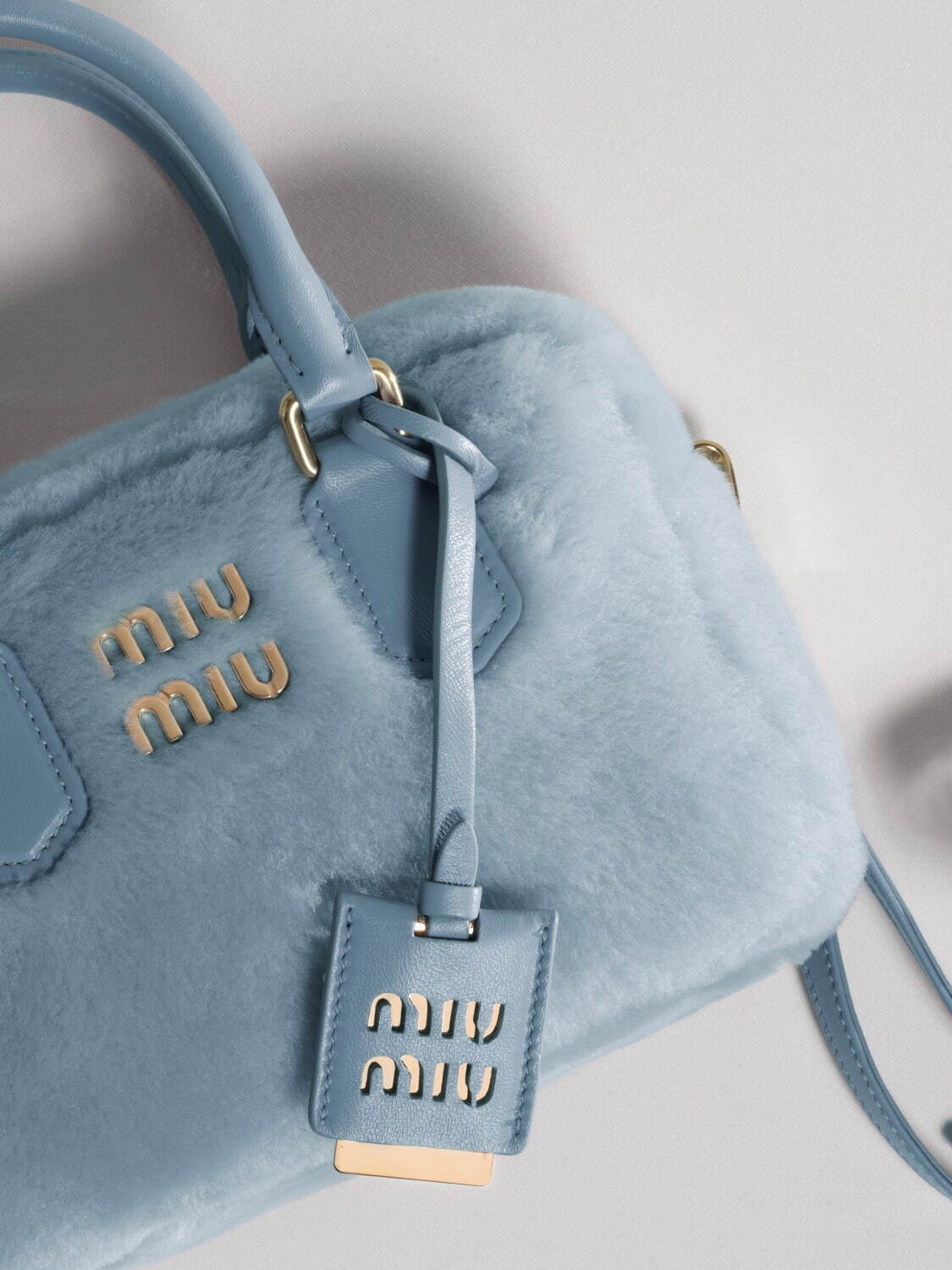 miumiu バッグ