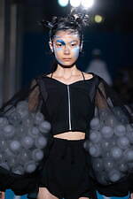 ユーシーエフ 2023年春夏コレクション - 軽やかなフォルムの変化｜写真13