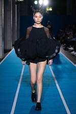 ユーシーエフ 2023年春夏コレクション - 軽やかなフォルムの変化｜写真20