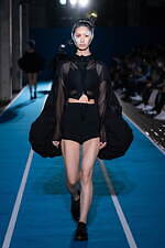 ユーシーエフ 2023年春夏コレクション - 軽やかなフォルムの変化｜写真21