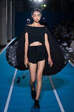 ユーシーエフ 2023年春夏コレクション - 軽やかなフォルムの変化｜写真23